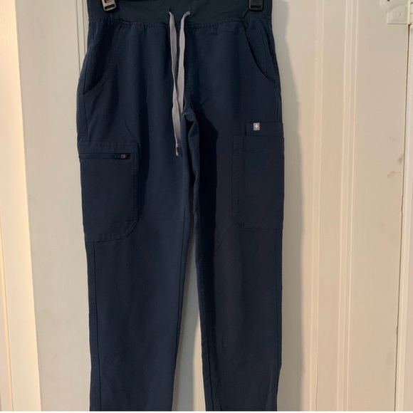 Figs Technical Collection Navy Scrub set, XS - Picture 2 of 10